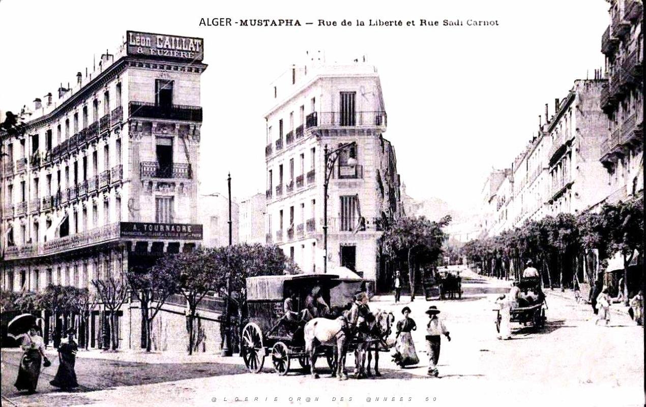 Alger - Mustapha -Rues de la Liberte et Sadi-Carnot.jpg